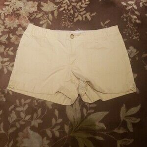 Old Navy Yellow short shorts. Ladies Size 8